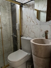 Queen City Hotel And Bungalov