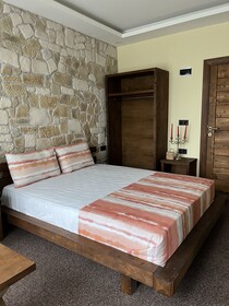 Queen City Hotel And Bungalov