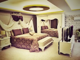 Royal Life Exclusive