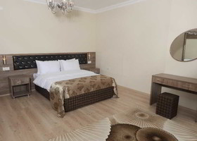 Royal Life Residence