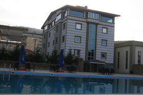 Green Palace Suite Hotel