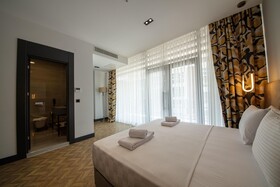 V Center Hotel