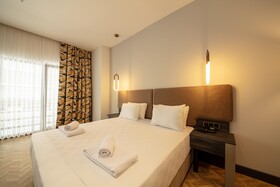 V Center Hotel