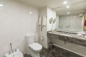 Zorlu Grand