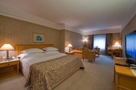Zorlu Grand