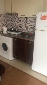 Zoviya Hill White Apart