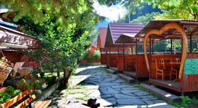 Uzungöl Inanlar Hotel