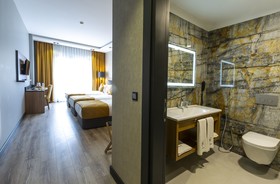 Holiday Inn Trabzon-East