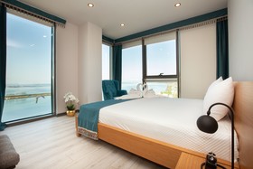 Marina Green Suit Hotel