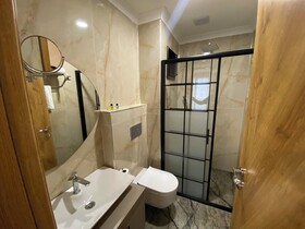 Rena Grand Hotel