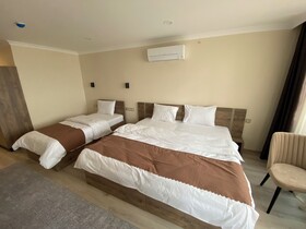 Rena Grand Hotel