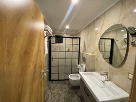 Rena Grand Hotel