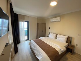 Rena Grand Hotel