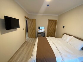 Rena Grand Hotel