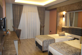 Ereza Otel