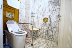 La Brezza Suite and Hotel