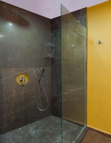 La Brezza Suite and Hotel