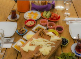 La Brezza Suite and Hotel