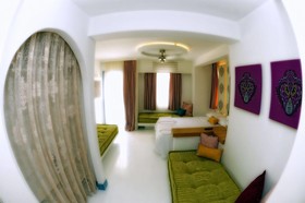 La Brezza Suite and Hotel