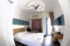 La Brezza Suite and Hotel