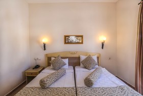 Bitez Paloma Family Club