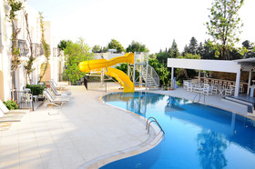 Bitez Paloma Family Club