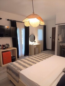 Dolce Vita Luxury Bungalows