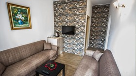 Queen Boutique Hotel