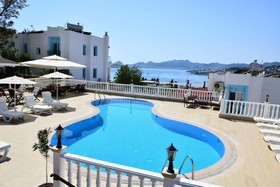 Queen Boutique Hotel