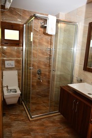 Queen Boutique Hotel