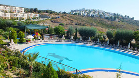 Lakeside Garden Holiday Village