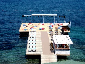 Lakeside Garden Holiday Village