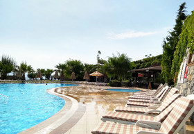 Lakeside Garden Holiday Village