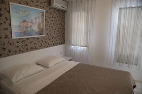 7. Art Feslegen Hotel