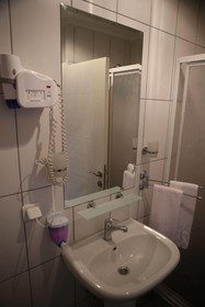 7. Art Feslegen Hotel