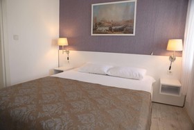 7. Art Feslegen Hotel