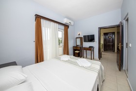 Ali’s Hotel Restaurant Beach