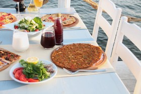 Ali’s Hotel Restaurant Beach