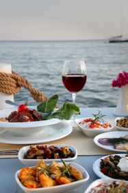 Ali’s Hotel Restaurant Beach