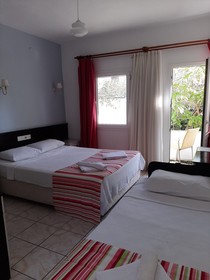 Ali’s Hotel Restaurant Beach