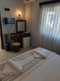 Ali’s Hotel Restaurant Beach