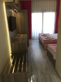 Ali’s Hotel Restaurant Beach