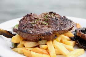 Ali’s Hotel Restaurant Beach