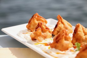 Ali’s Hotel Restaurant Beach