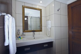 Costa Bitezhan Hotel