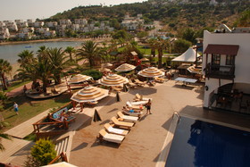 Costa Bitezhan Hotel