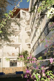 Hidden Garden Boutique Hotel