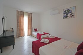 Omer Aybak Beach Hotel