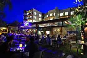 Mare Deluxe Residence