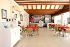 Queen Residence By Important Group Travel